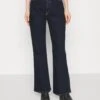 Kick Flare - Bootcut Jeans - Dark Blue Denim 2 Kick Flare - Bootcut Jeans - Dark Blue Denim -Anna Field 490d094a1c35470ea5e7a4ffd9869ccc