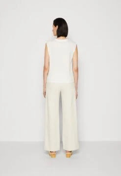 Anna Field T-Shirt Basic - Off-White -Anna Field 9133cb750bef414db93f6a115557a0e5